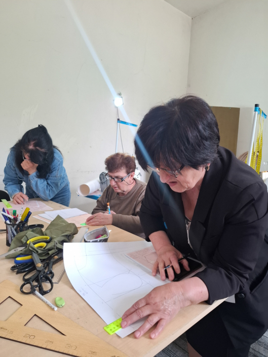 vanadzor_sewing_program_class-22