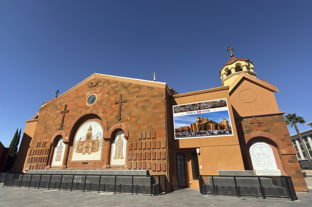 instalacion_del_mural_then_and_now_en_la_diocesis_occidental_por_epostle